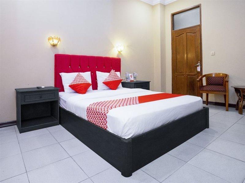 Urbanview Hotel Gading Kencana Samarinda By Reddoorz Exterior photo