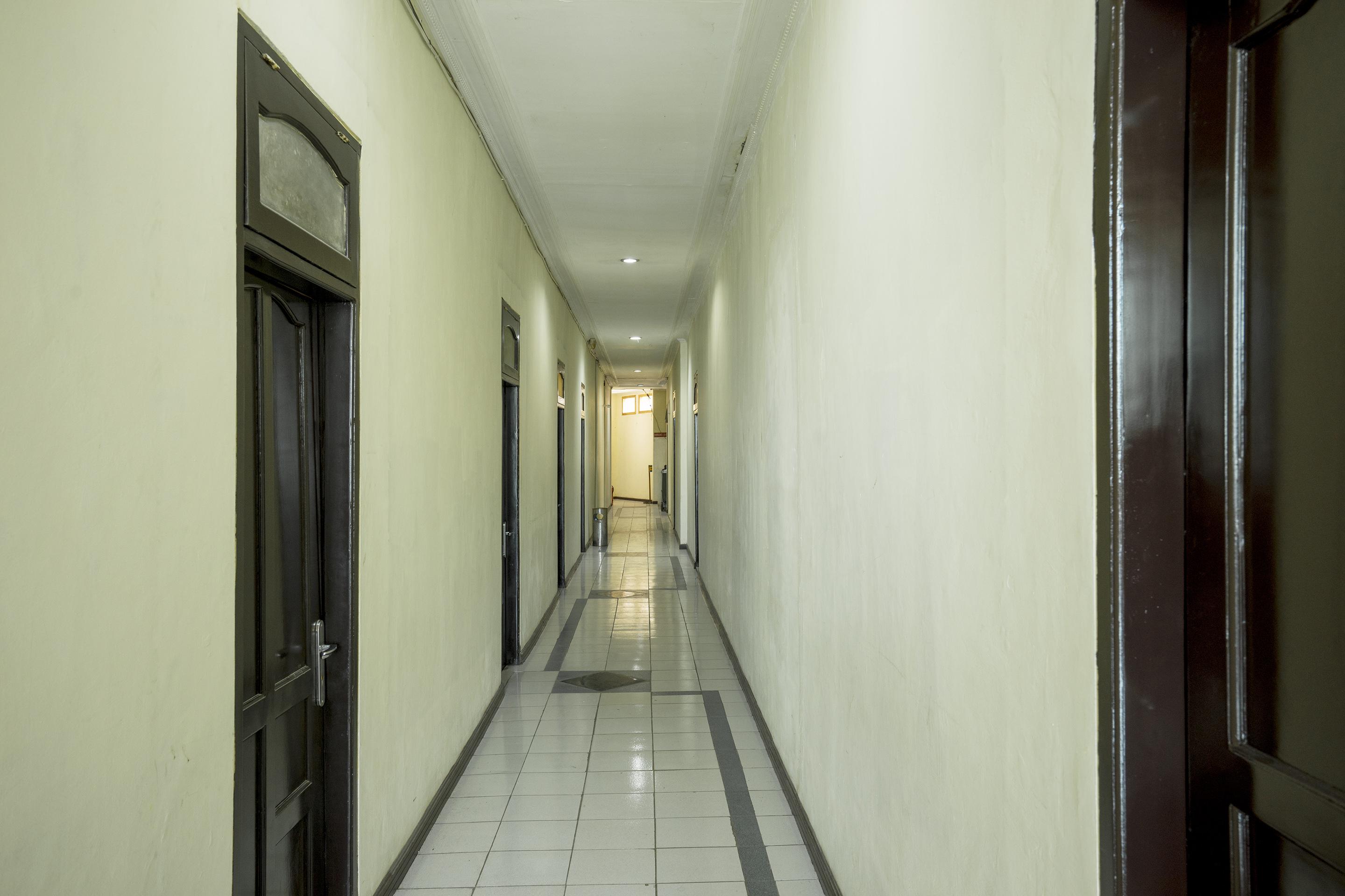 Urbanview Hotel Gading Kencana Samarinda By Reddoorz Exterior photo